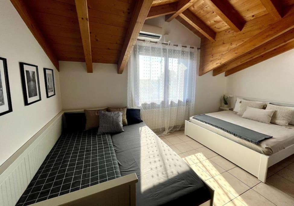 Mansarda Antica Milano Apartment San Giuliano Milanese Bagian luar foto